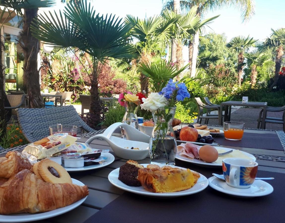 Hotel Ares Pontinia Ngoại thất bức ảnh
